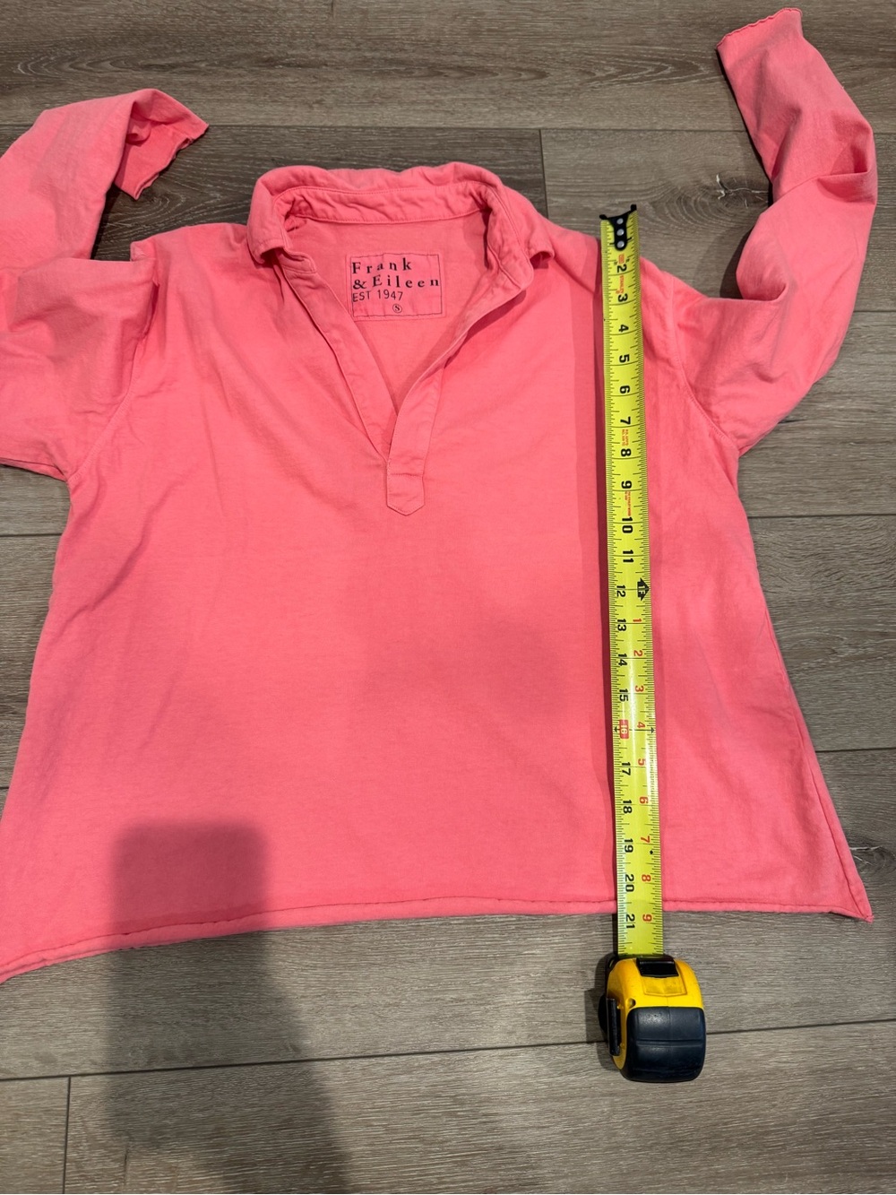 Frank & Eileen Patrick Popover Henley Pink Coral Cotton Raw Hem Minimalist S - Picture 11 of 15